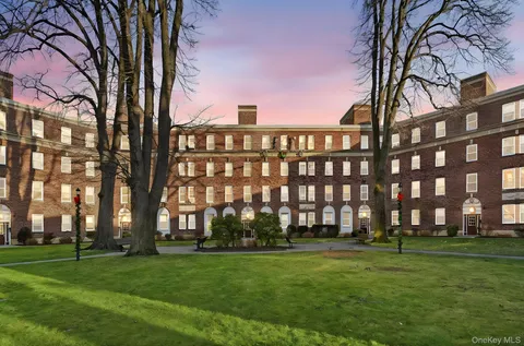 $229,999 | 445 Gramatan Avenue, Unit GD1, Mount Vernon, NY 10552