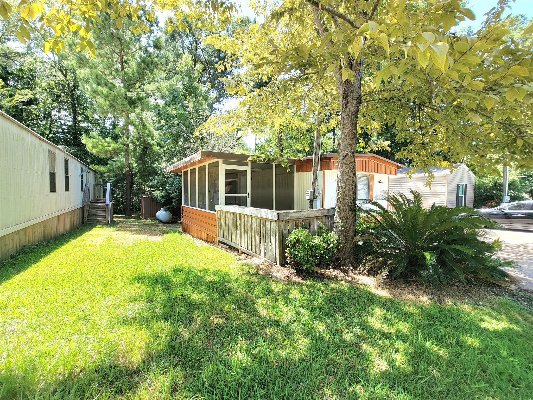 14245 East Ravine Willis, TX 77318 - Photo 1 of 23
