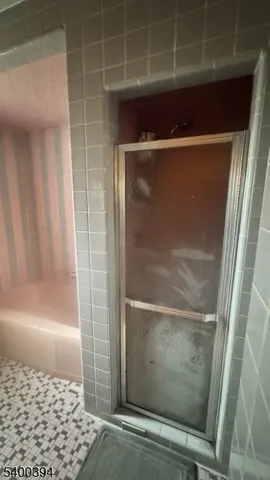 $2,900 | 46 Guenther Place, Passaic, NJ 07055