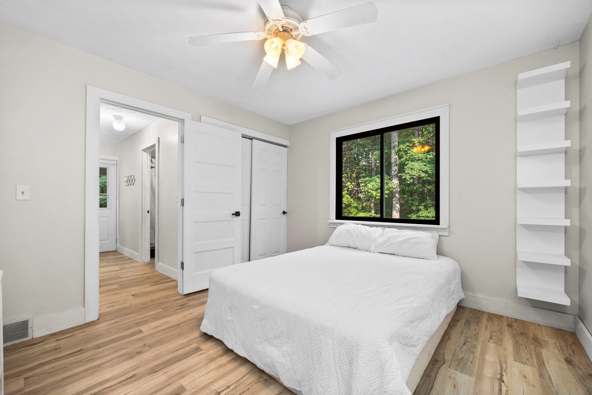 5450 Trager Road Traverse City, MI 49696 - Photo 11 of 53 1914124-10.JPG