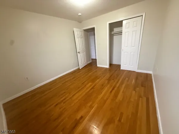 $2,700 | 335 Broadway (private Road) Elizabeth Port, Unit 2, Elizabeth Port, NJ 07206