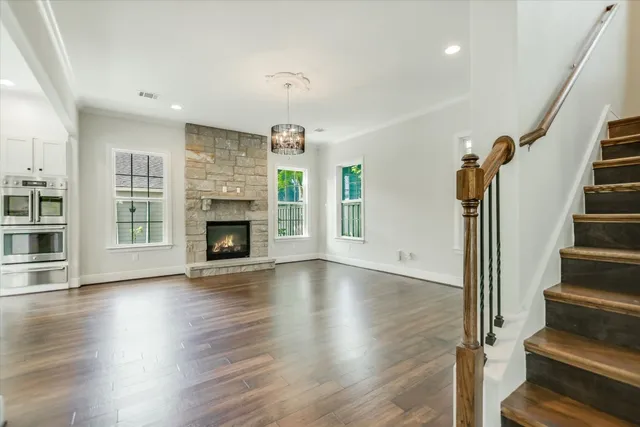 $1,424,000 | 5200 Avenue H, Austin, TX 78751