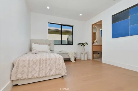 $1,890,000 | 23409 Friar Street, Woodland Hills, CA 91367