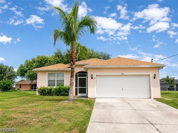 $264,900 | 3720 6th Street West, Lehigh Acres, FL 33971
