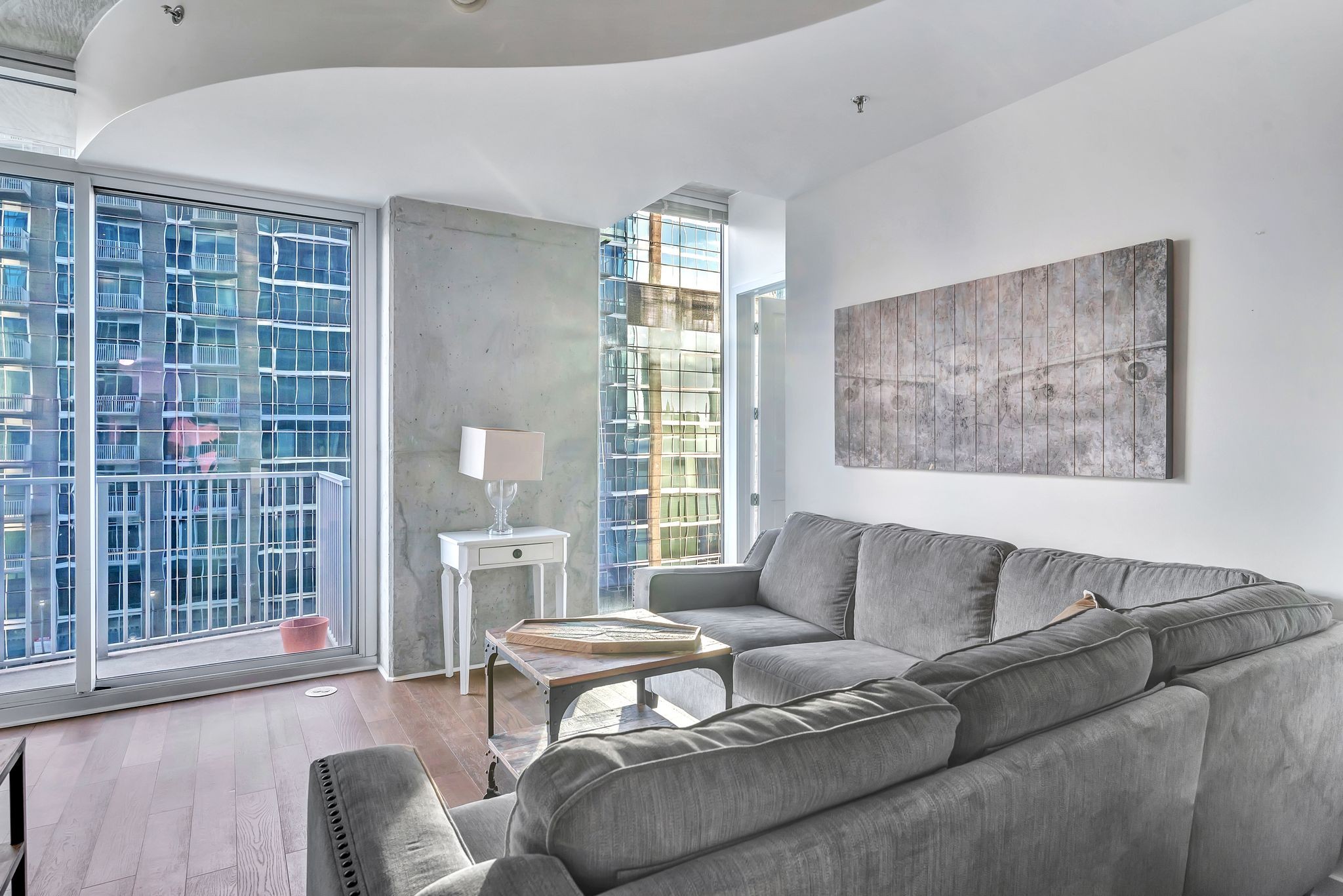 301 Demonbreun Street, Unit 1120 Nashville, TN 37201 - Photo 12 of 51