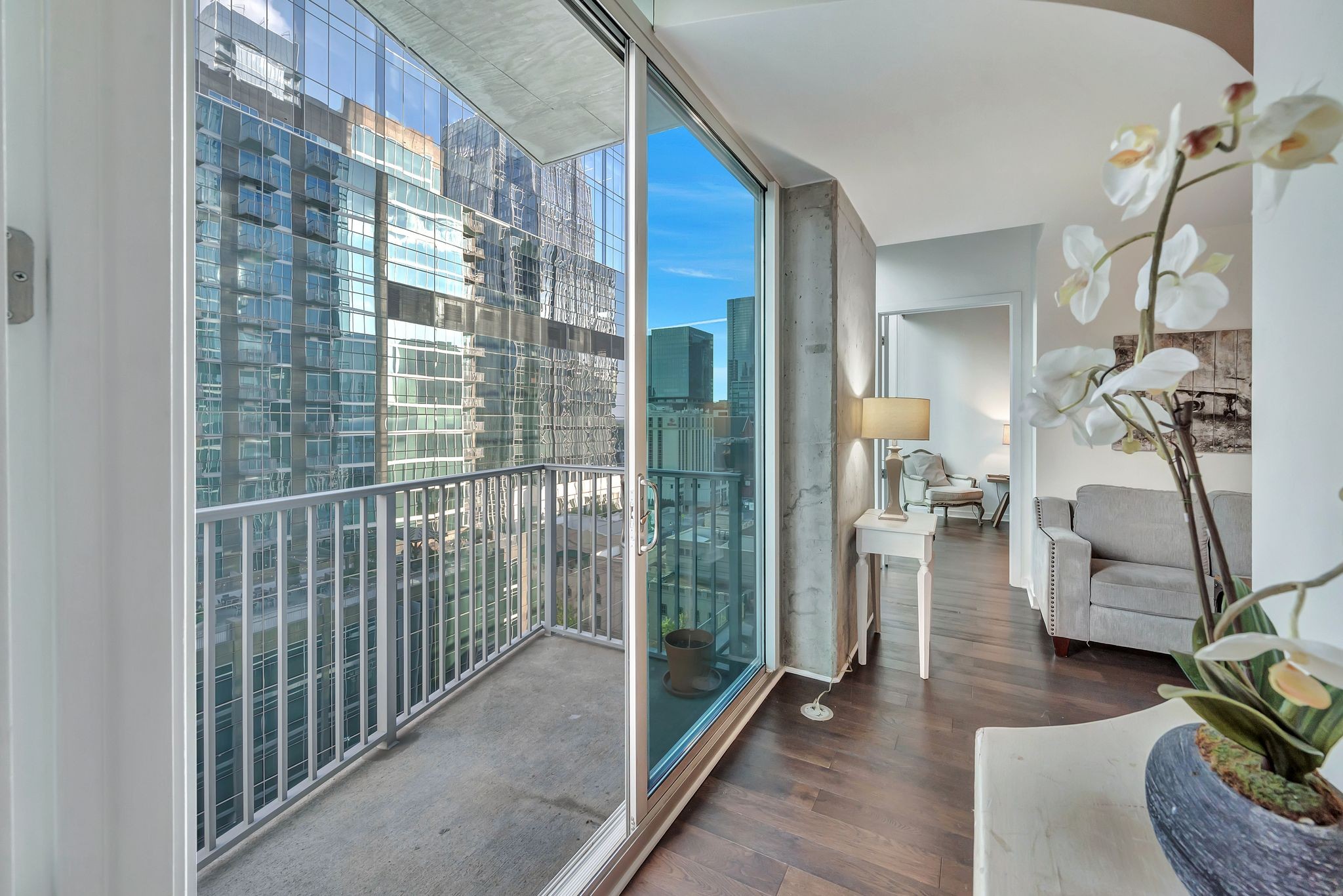 301 Demonbreun Street, Unit 1120 Nashville, TN 37201 - Photo 14 of 51 a view of livingroom with furniture and floor to ceiling window