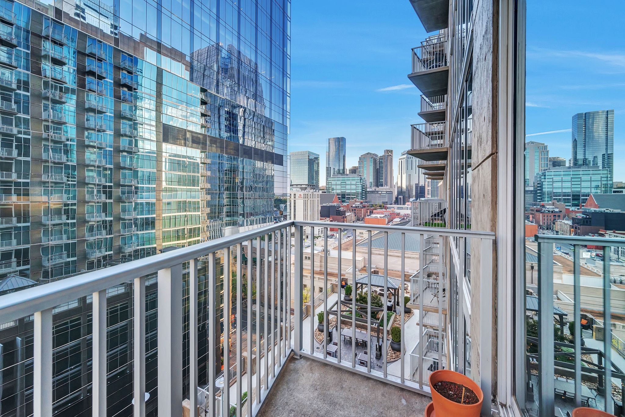 301 Demonbreun Street, Unit 1120 Nashville, TN 37201 - Photo 31 of 51