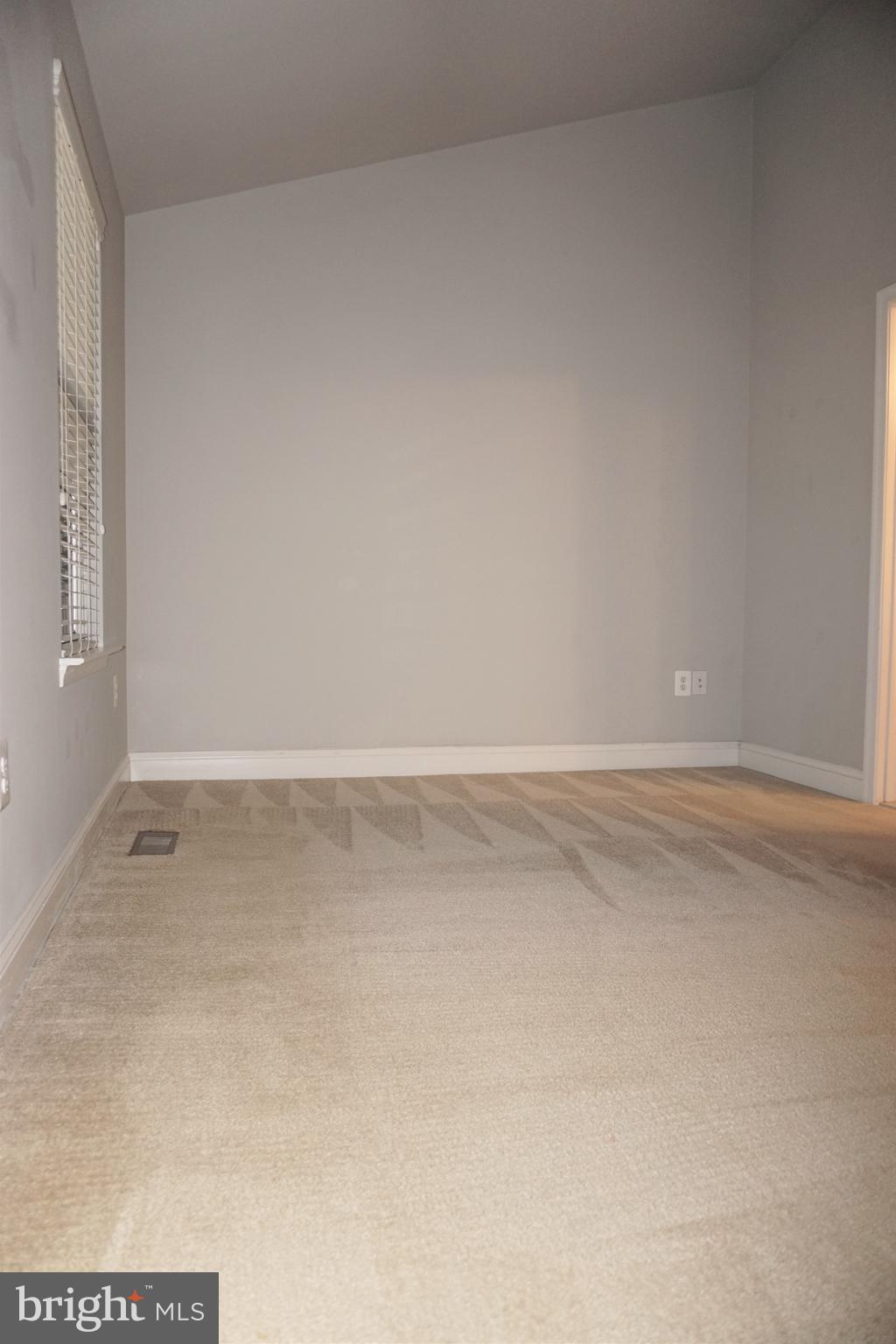 4306 Potomac Highlands Circle Triangle, VA 22172 - Photo 13 of 24