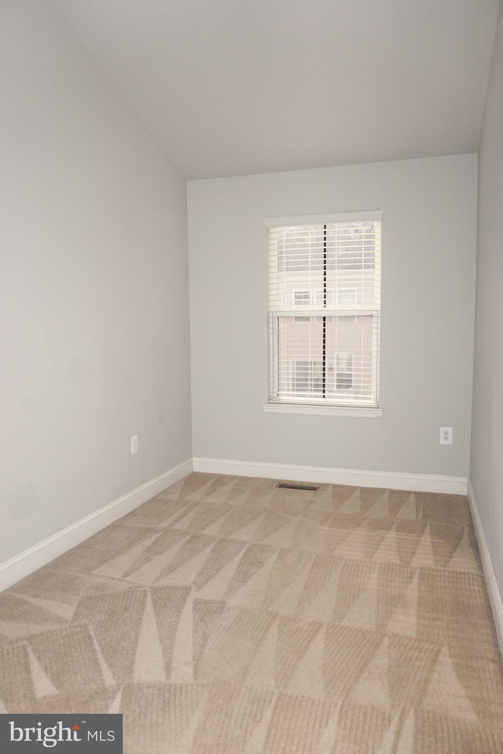 4306 Potomac Highlands Circle Triangle, VA 22172 - Photo 20 of 24