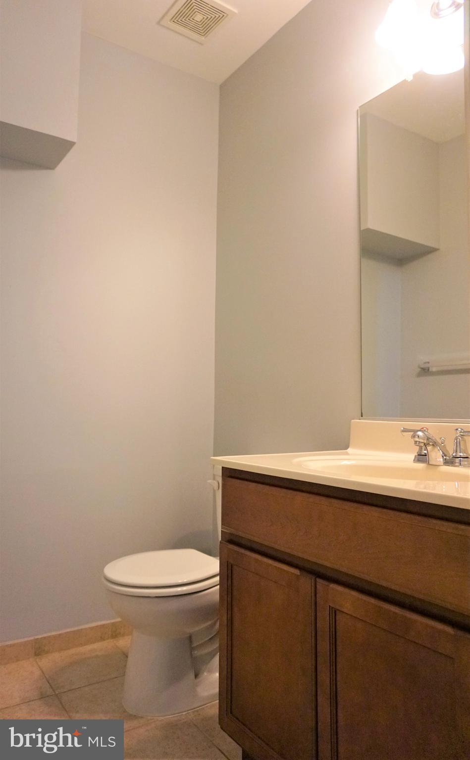 4306 Potomac Highlands Circle Triangle, VA 22172 - Photo 5 of 24