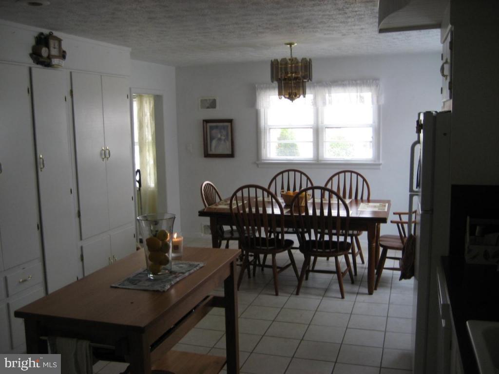 1620 Robin Road Lebanon, PA 17042 - Photo 4 of 11 Gallery Image 4