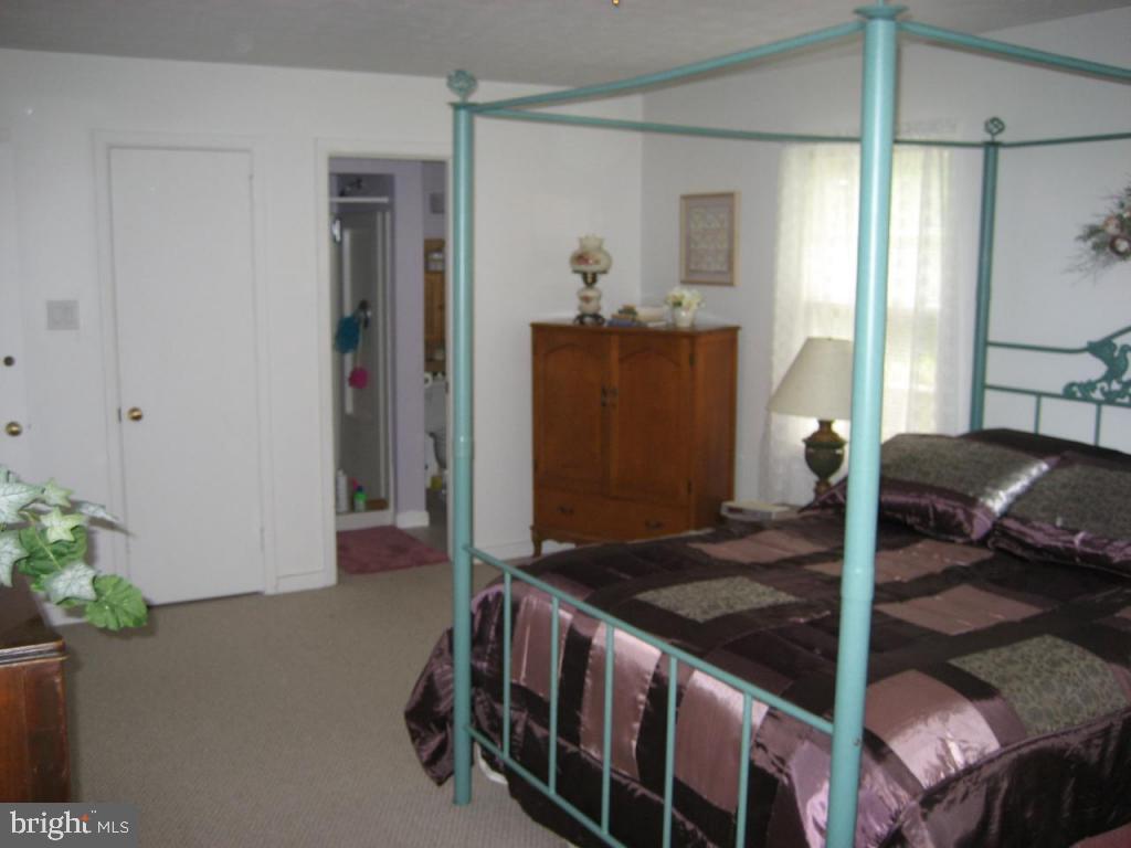 1620 Robin Road Lebanon, PA 17042 - Photo 8 of 11 Gallery Image 8