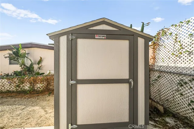 $195,000 | 16860 Slover Avenue, Unit 70, Fontana, CA 92337