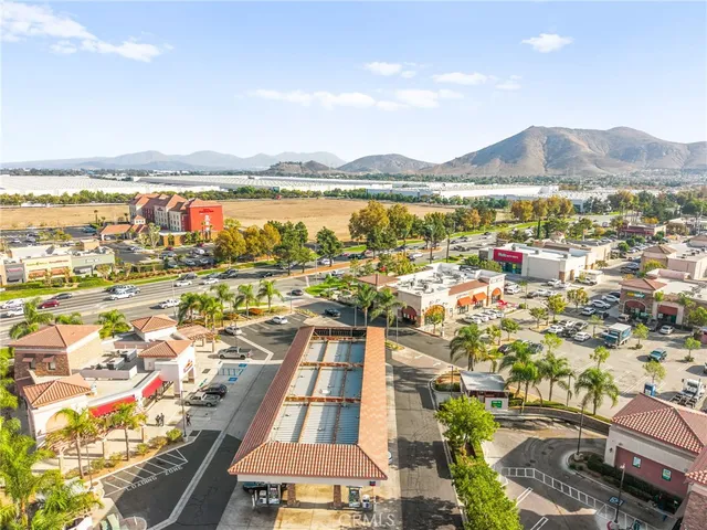 $195,000 | 16860 Slover Avenue, Unit 70, Fontana, CA 92337