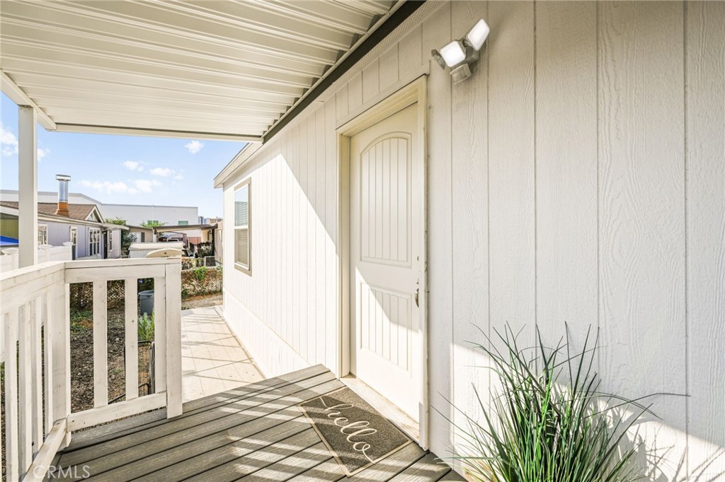 16860 Slover Avenue, Unit 70 Fontana, CA 92337 - Photo 6 of 38 a view of entryway with livingroom