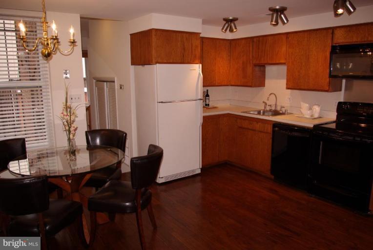 426 5th Street Northeast Washington, DC 20002 - Photo 8 of 12 Open plan kitchen and dining area
