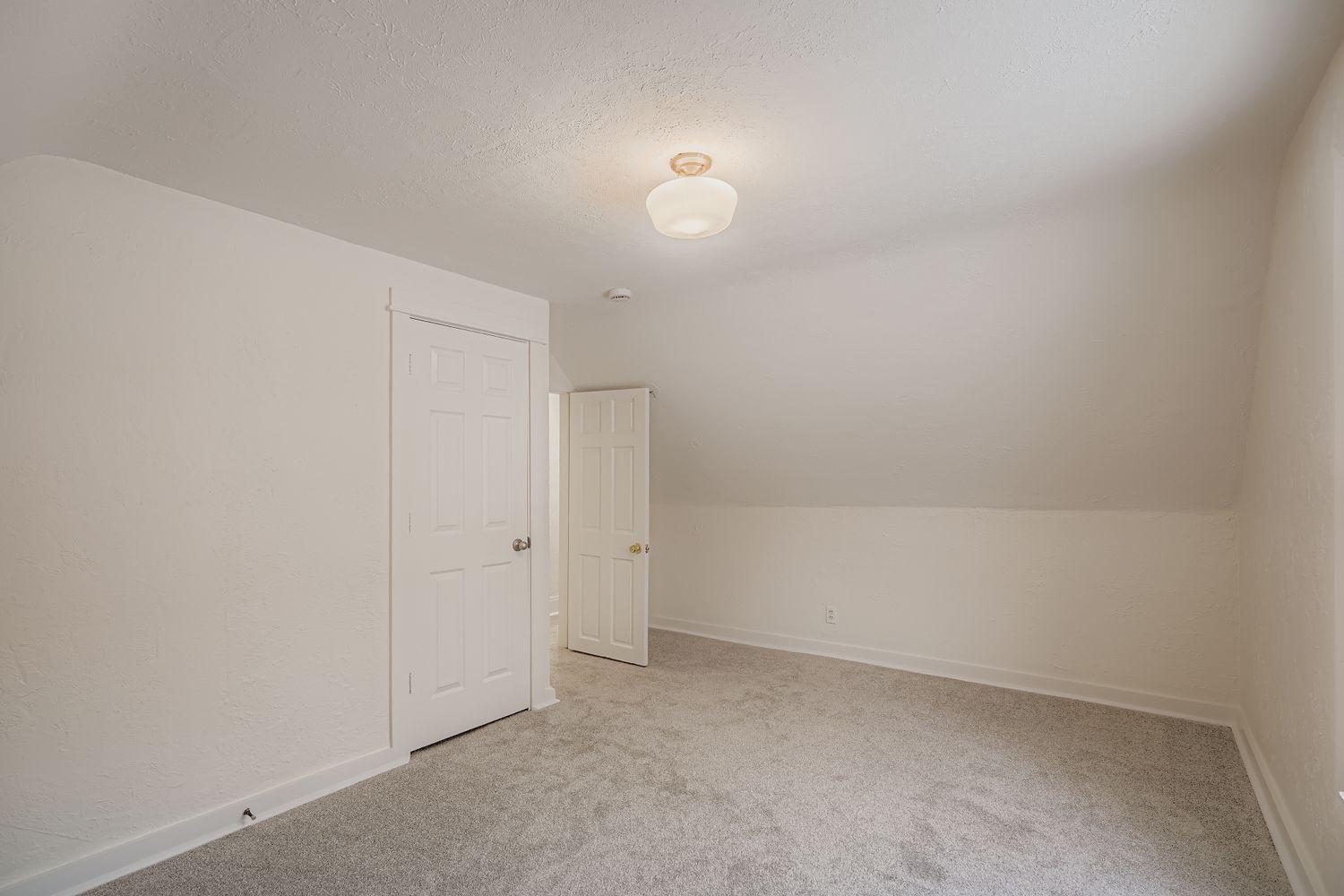 84 Isabel Street West St. Paul, MN 55107 - Photo 13 of 20