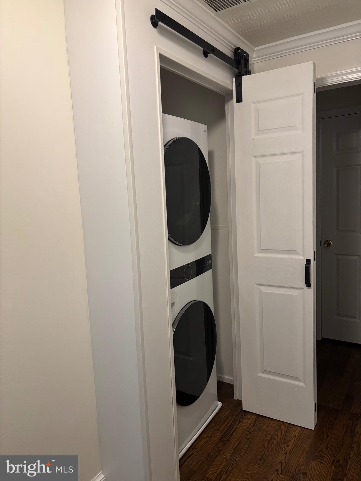 355-m F M F Bowen Road Huntingtown, MD 20639 - Photo 20 of 47 a close up view of a washer and dryer