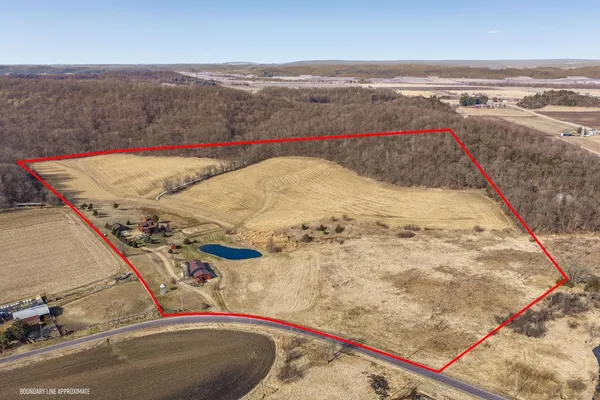 $1,150,000 | E7748 Mill Road, Spring Green, WI 53588