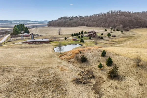 $1,150,000 | E7748 Mill Road, Spring Green, WI 53588