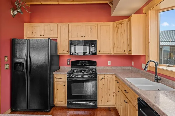 $1,150,000 | E7748 Mill Road, Spring Green, WI 53588