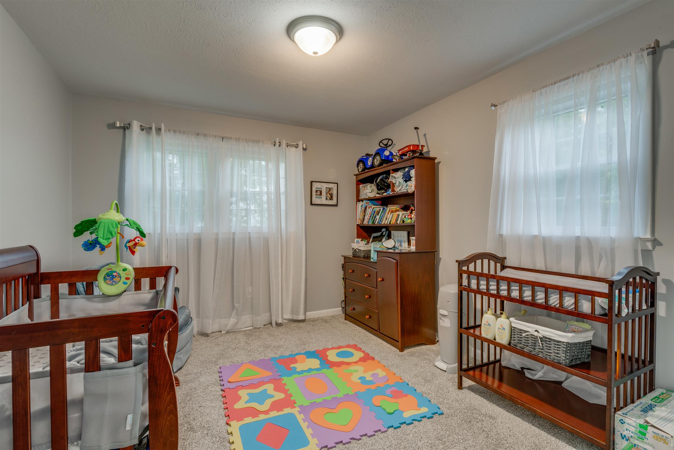 1050 Fleet Town Road Dickson, TN 37055 - Photo 12 of 25 2nd Bedroom Premium 8 lb. Moisture Barrier Pad