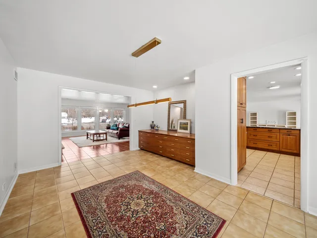 $845,000 | 16 Yorkshire Drive, Lincolnshire, IL 60069