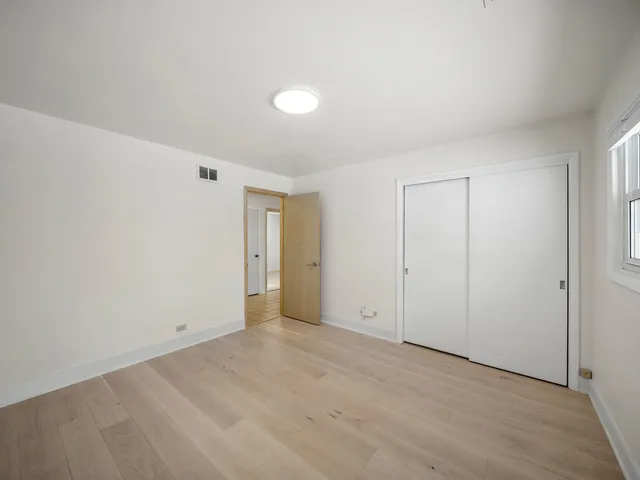 $845,000 | 16 Yorkshire Drive, Lincolnshire, IL 60069