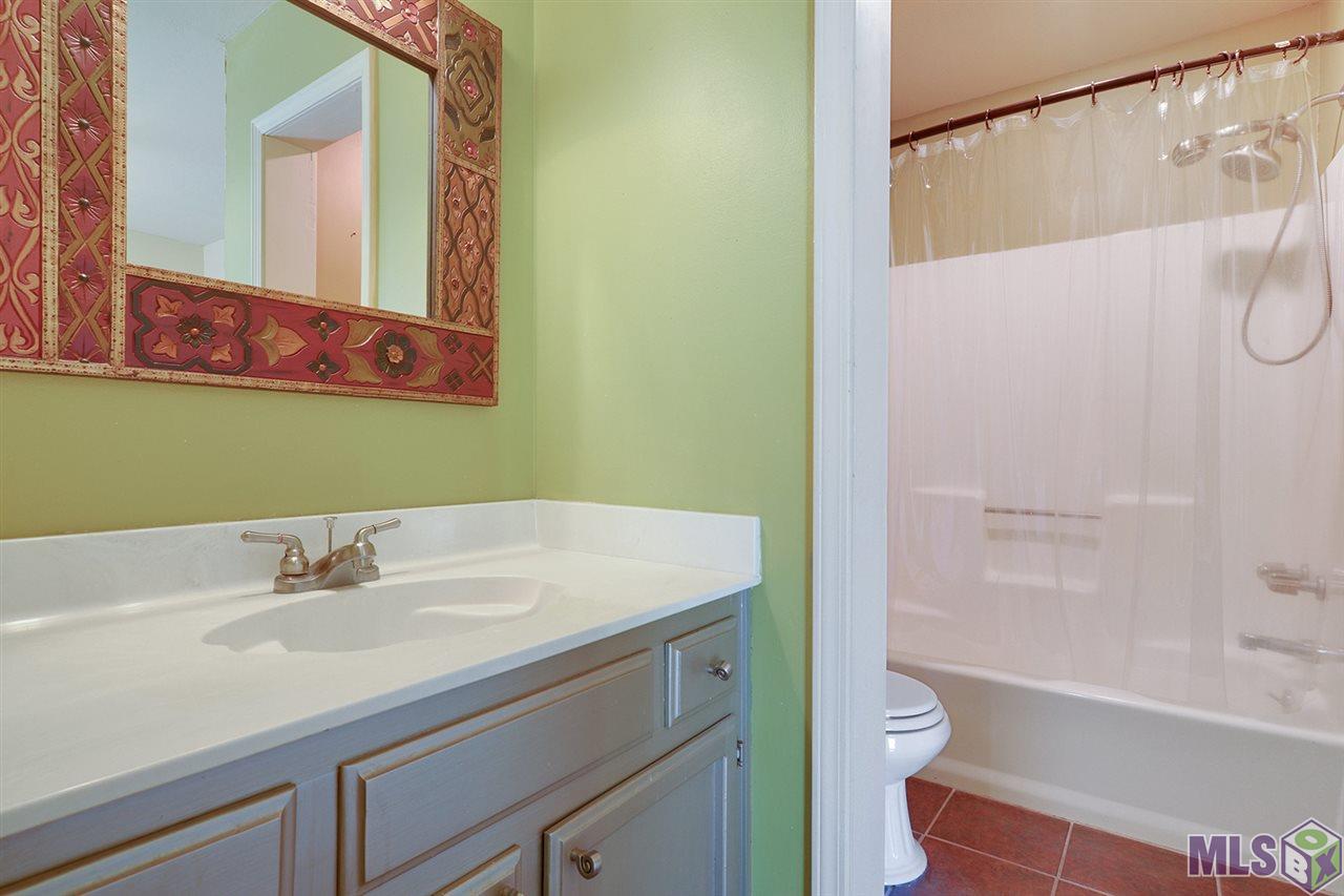 948 Ridgepoint Court, Unit 948 Baton Rouge, LA 70810 - Photo 8 of 9 Gallery Image 8