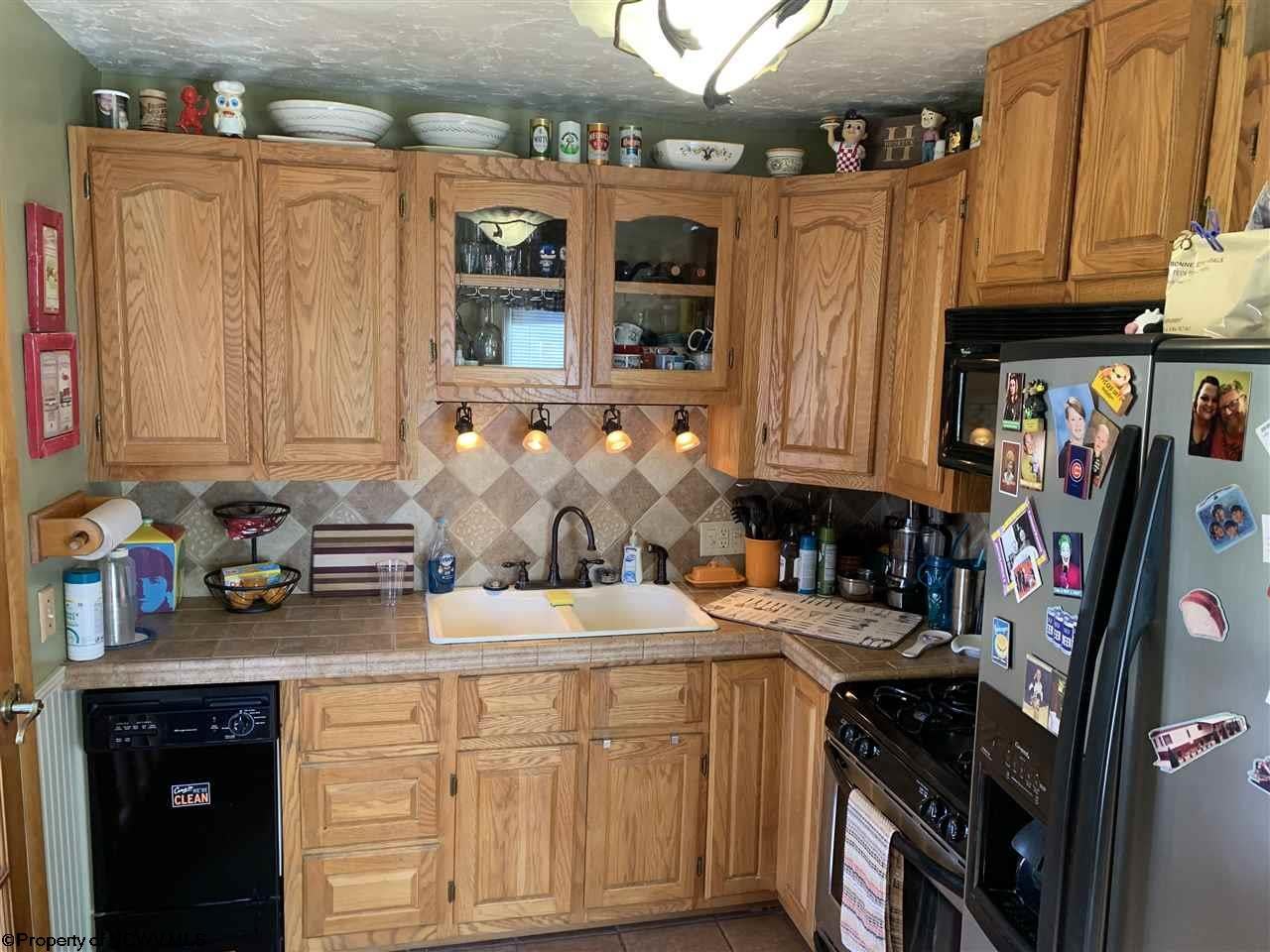 1357 Overhill Road Fairmont, WV 26554 - Photo 7 of 19 Gallery Image 7