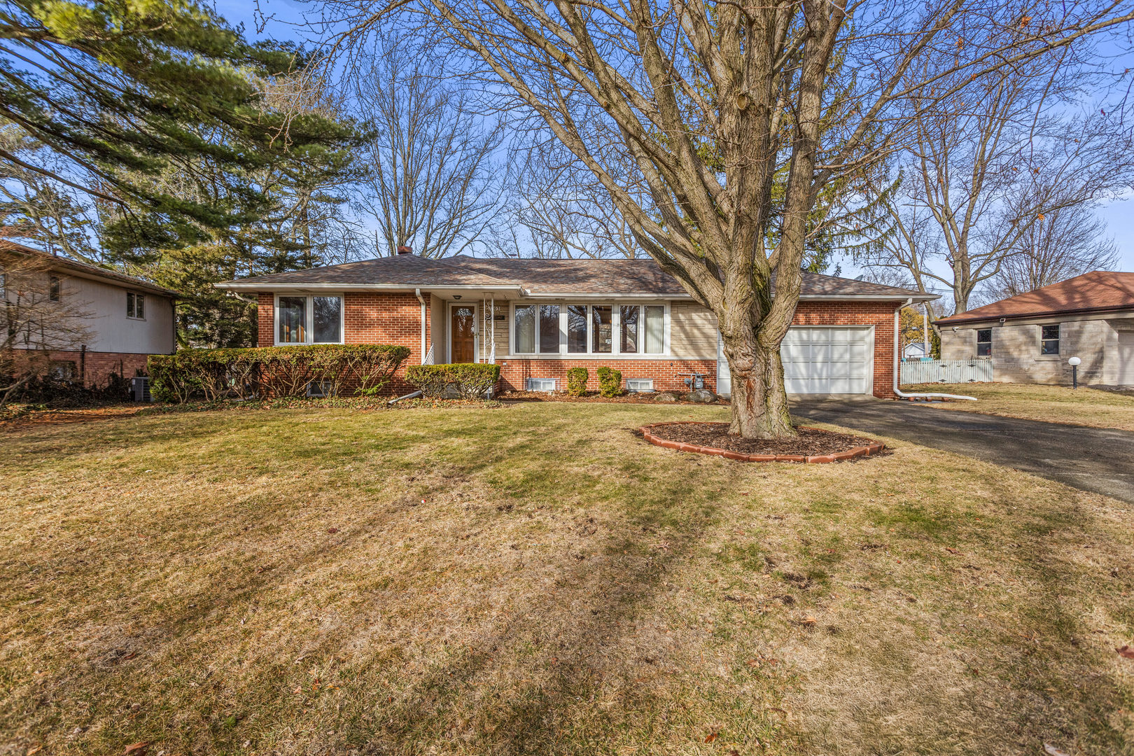 1203 Mayfair Road Champaign, IL 61821 - Photo 1 of 39 Gallery Image 1