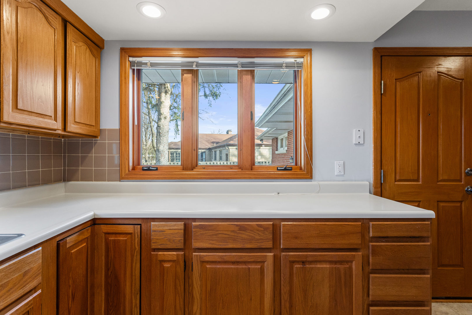 1203 Mayfair Road Champaign, IL 61821 - Photo 14 of 39 Gallery Image 14