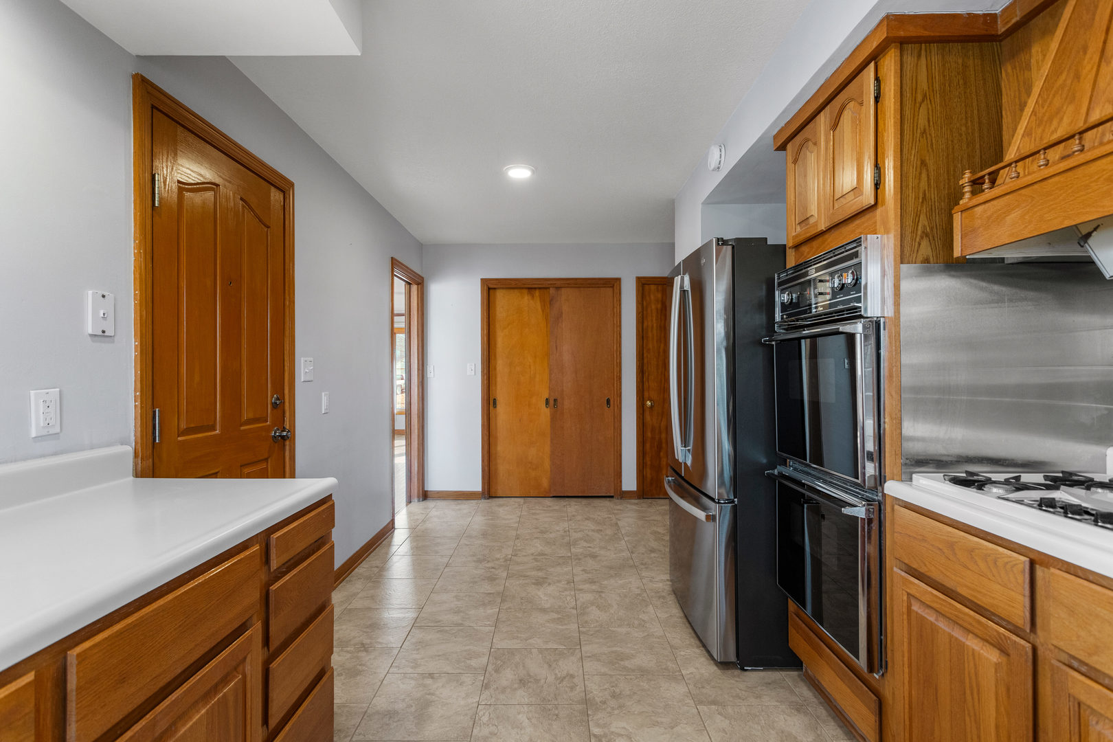 1203 Mayfair Road Champaign, IL 61821 - Photo 10 of 39 Gallery Image 10