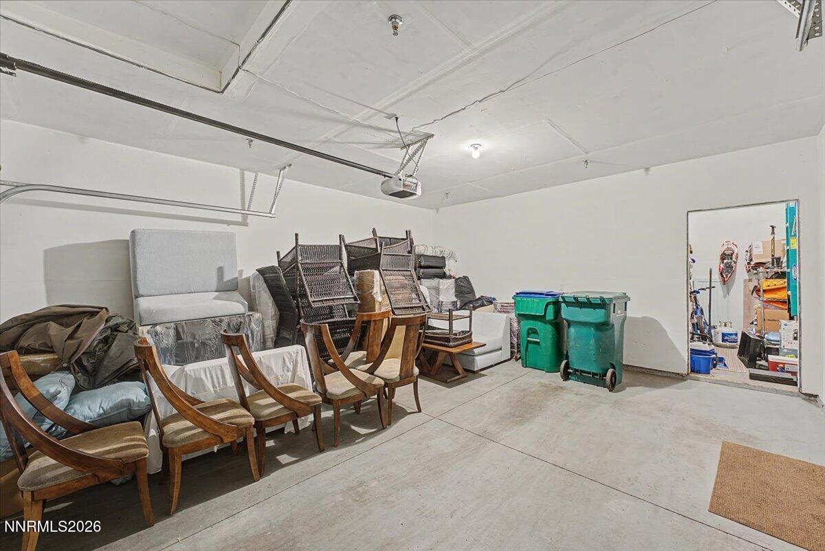 17000 Wedge Parkway, Unit 2625 Reno, NV 89511 - Photo 30 of 42 a view of a livingroom with furniture