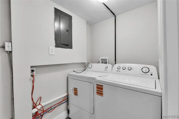 $215,000 | 32 Elm Street, Tonawanda, NY 14150