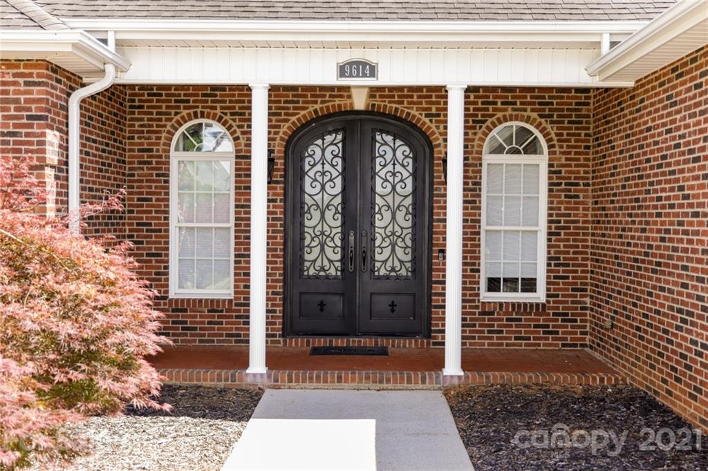 9614 Wilson Road Hildebran, NC 28637 - Photo 4 of 48 Gallery Image 4