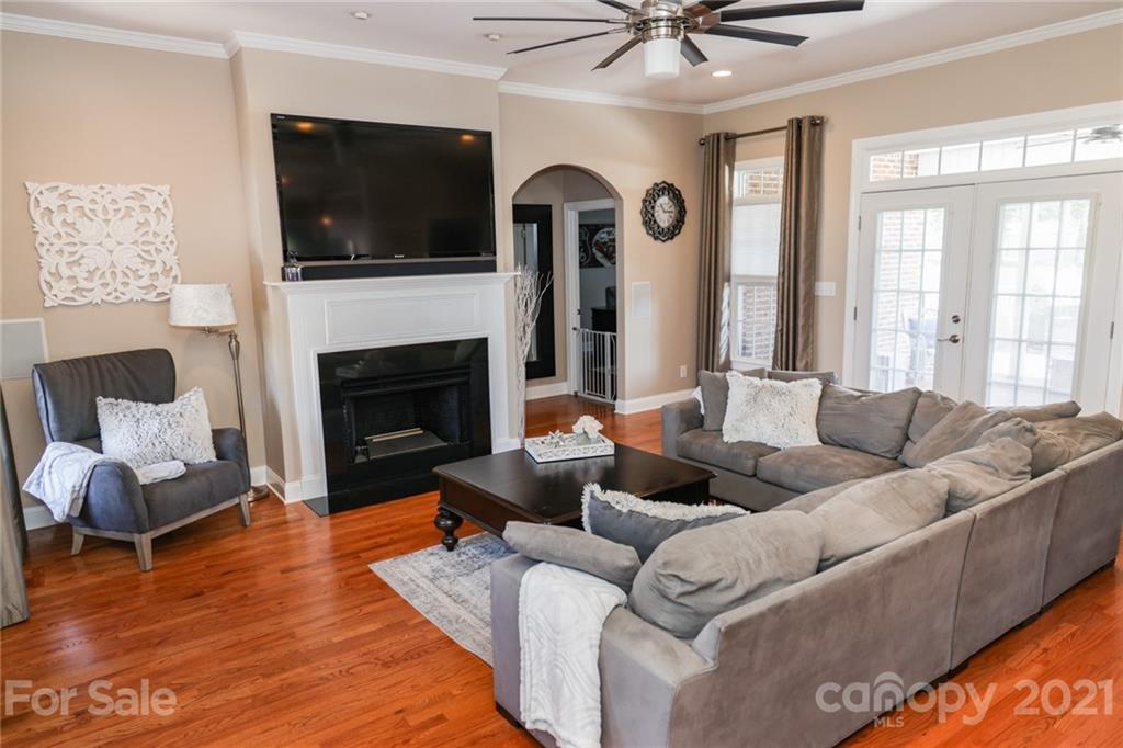 9614 Wilson Road Hildebran, NC 28637 - Photo 5 of 48 Gallery Image 5