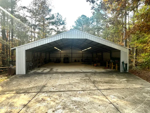 $549,900 | 140 Turkey Hollow, Terry, MS 39170