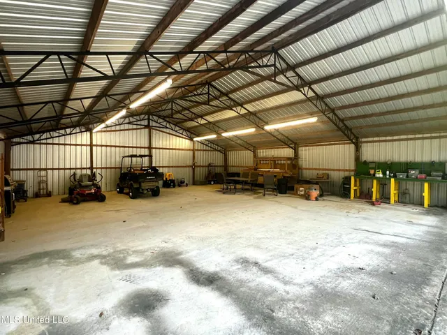 $597,000 | 140 Turkey Hollow, Terry, MS 39170