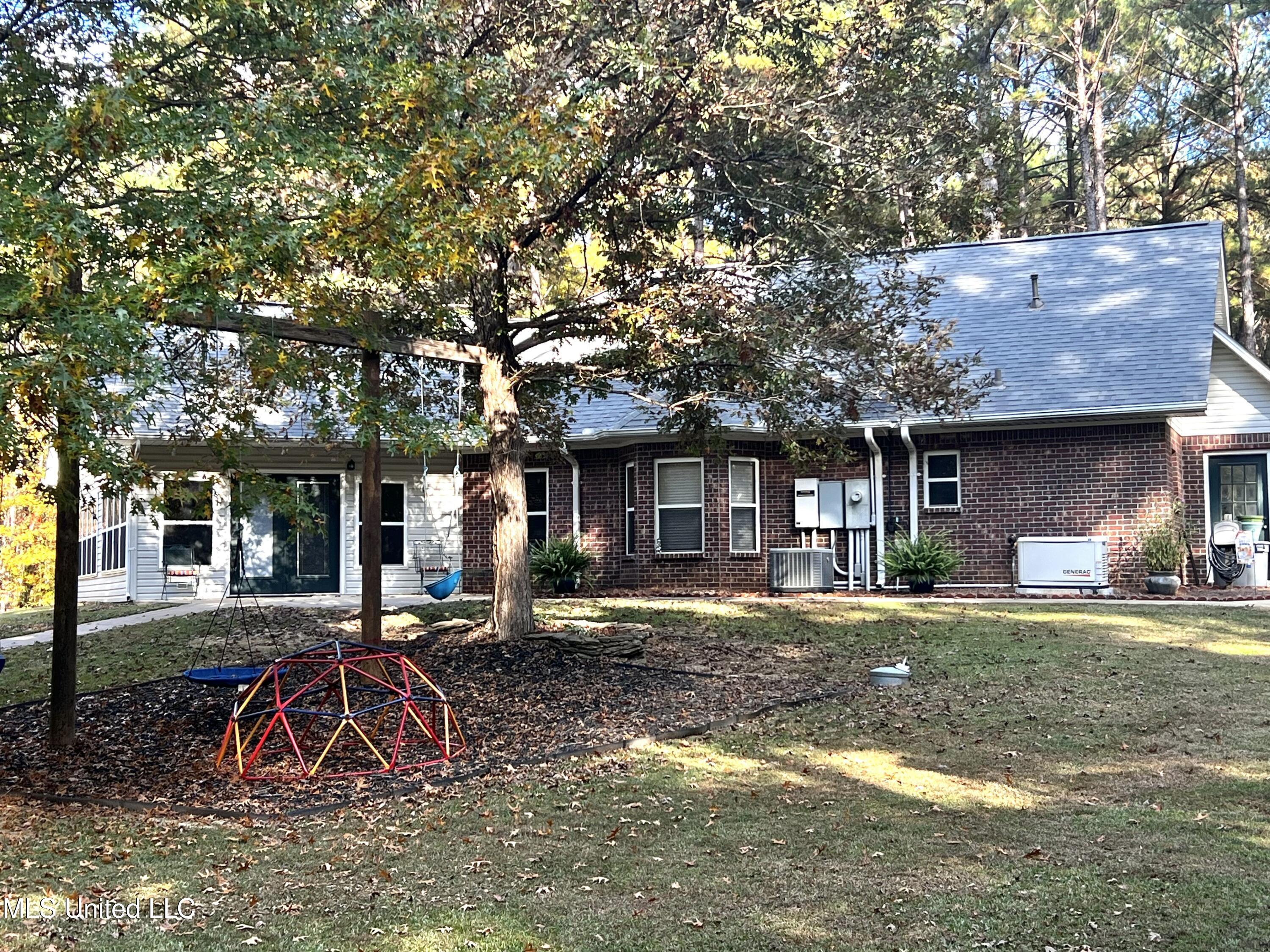 140 Turkey Hollow Terry, MS 39170 - Photo 5 of 44 C4C78BAF-AB5C-4E99-B33E-8C38F5D6E172_1_2