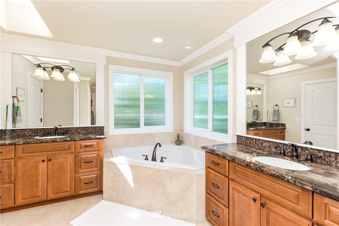 21218 36th Drive Southeast Bothell, WA 98021 - Photo 15 of 25