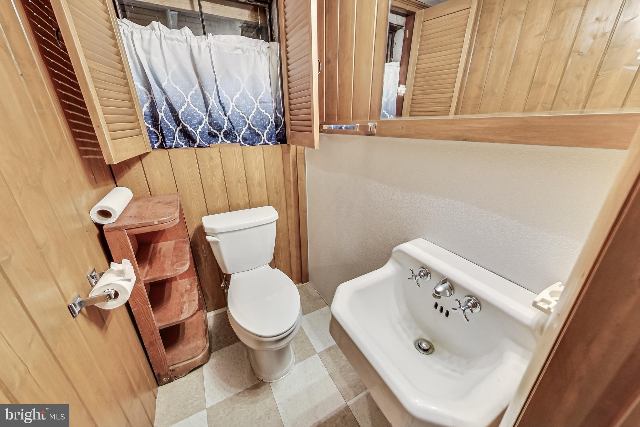 9608 Sutherland Road Silver Spring, MD 20901 - Photo 38 of 52