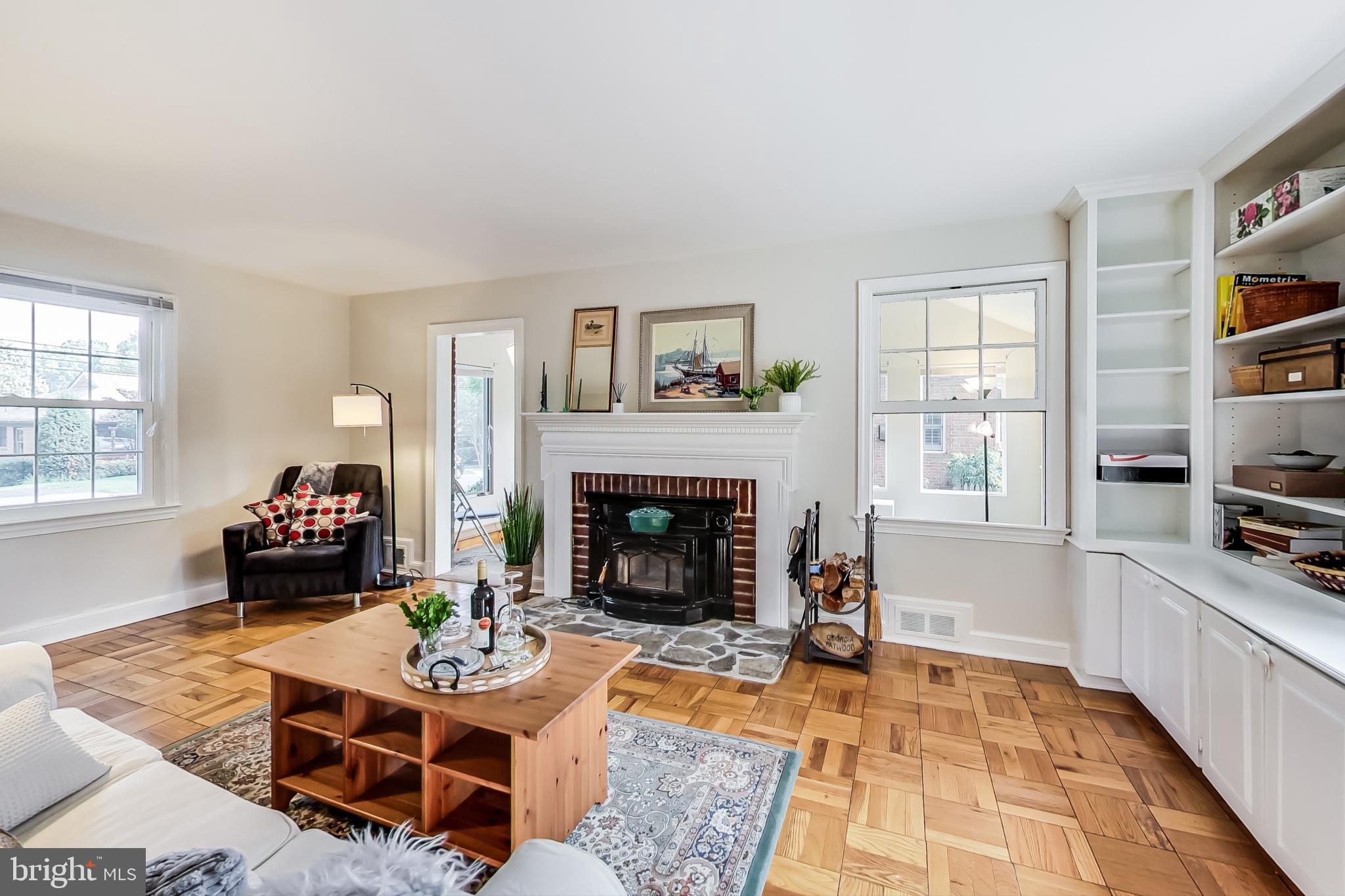 9608 Sutherland Road Silver Spring, MD 20901 - Photo 6 of 52