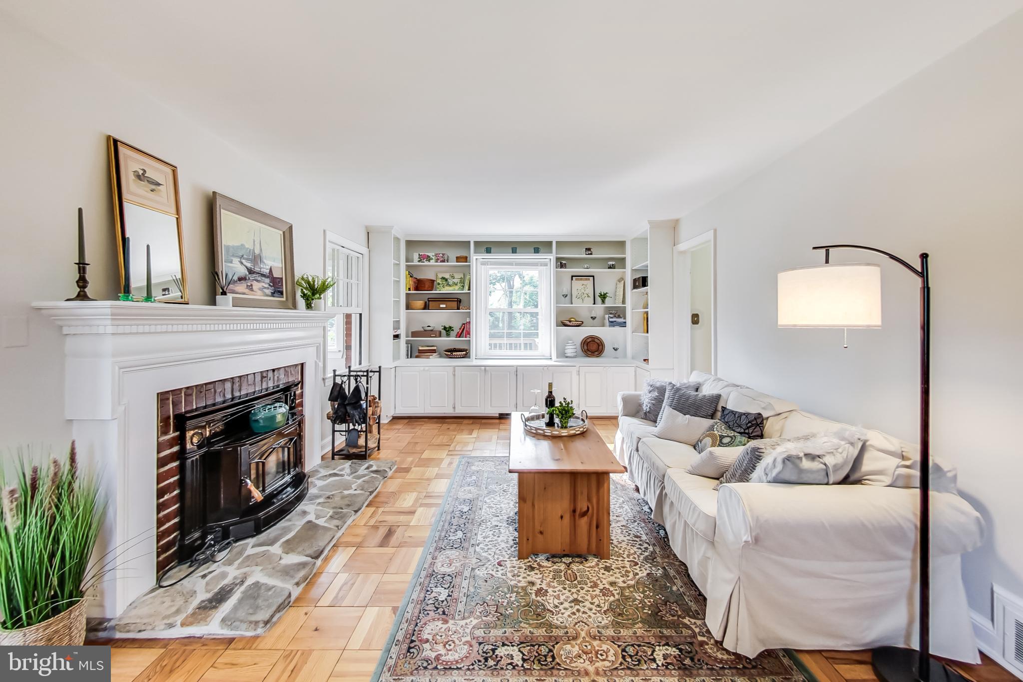 9608 Sutherland Road Silver Spring, MD 20901 - Photo 7 of 52