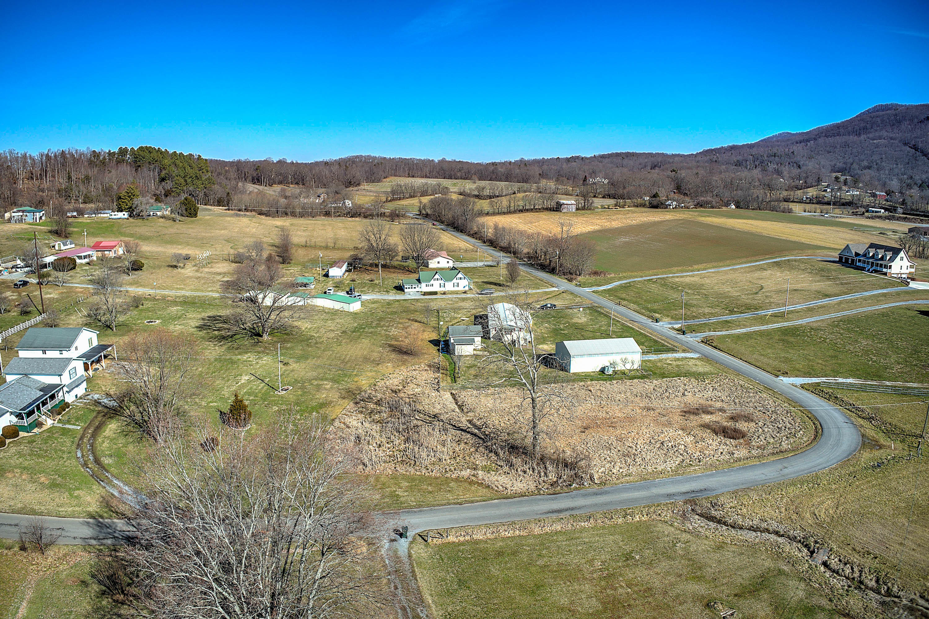 327 Arrowood Road Jonesborough, TN 37659 - Photo 54 of 61 327 Arrowood Rd-7