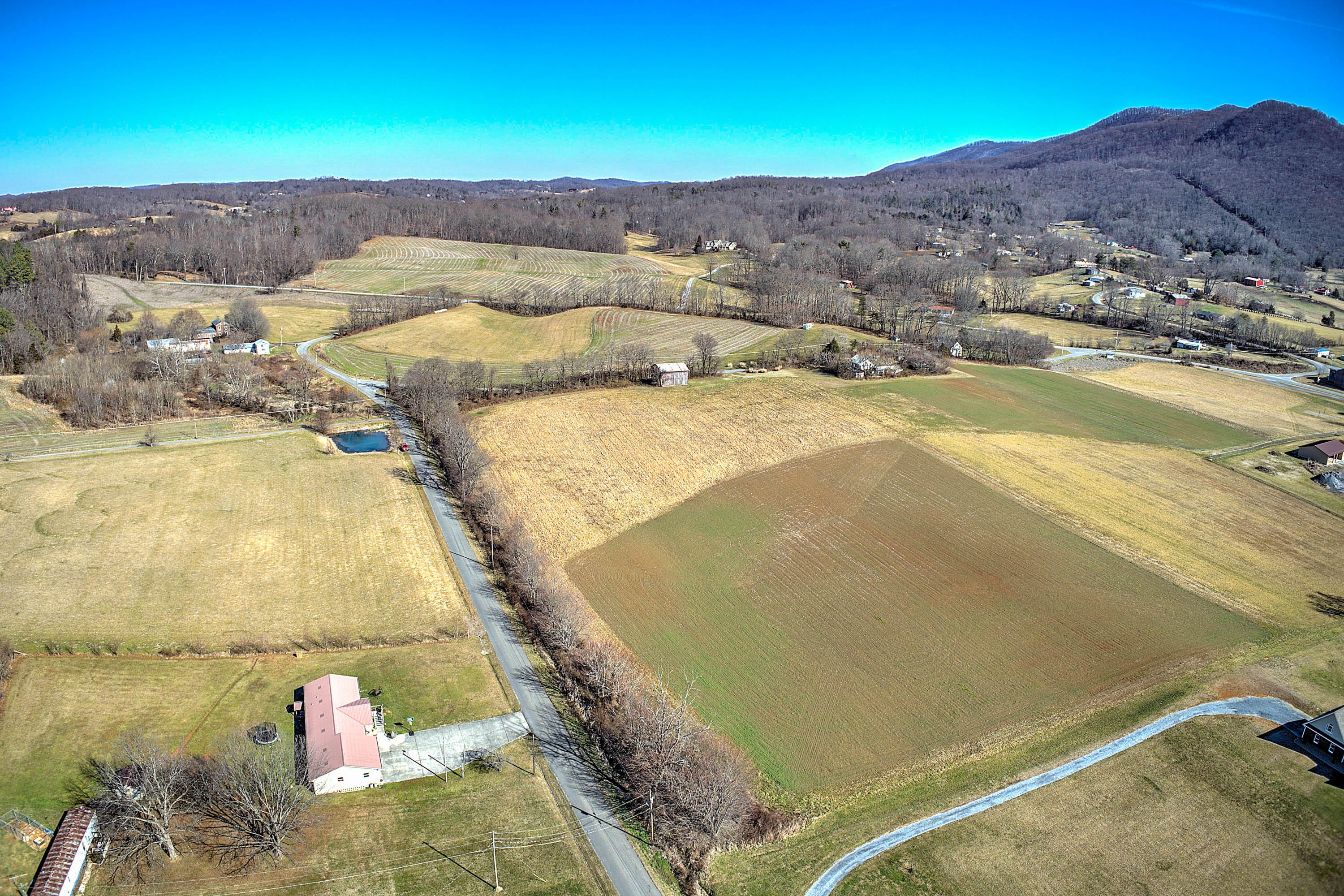 327 Arrowood Road Jonesborough, TN 37659 - Photo 57 of 61 327 Arrowood Rd-10