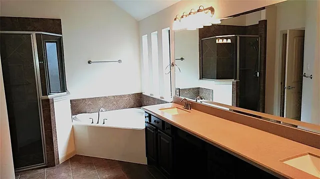 $2,400 | 11010 Sir Alex Drive, Tomball, TX 77375