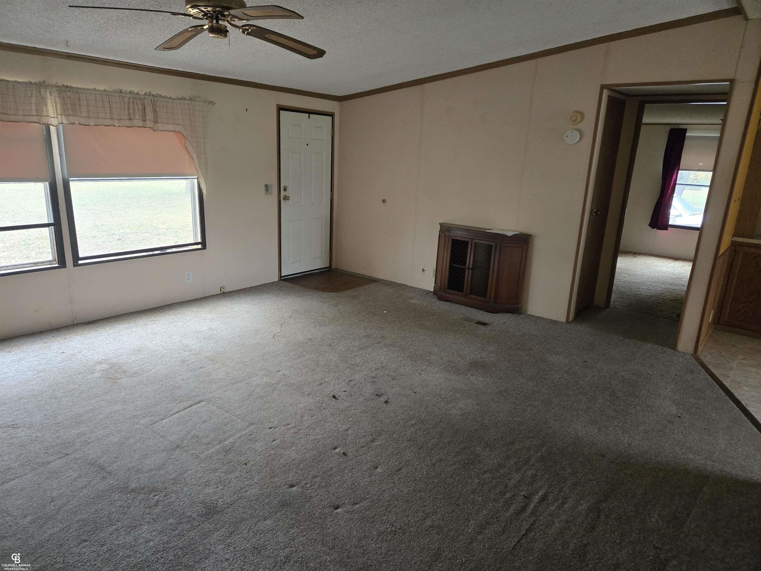 7723 Yale Road Avoca, MI 48006 - Photo 6 of 26 Living rm view 1