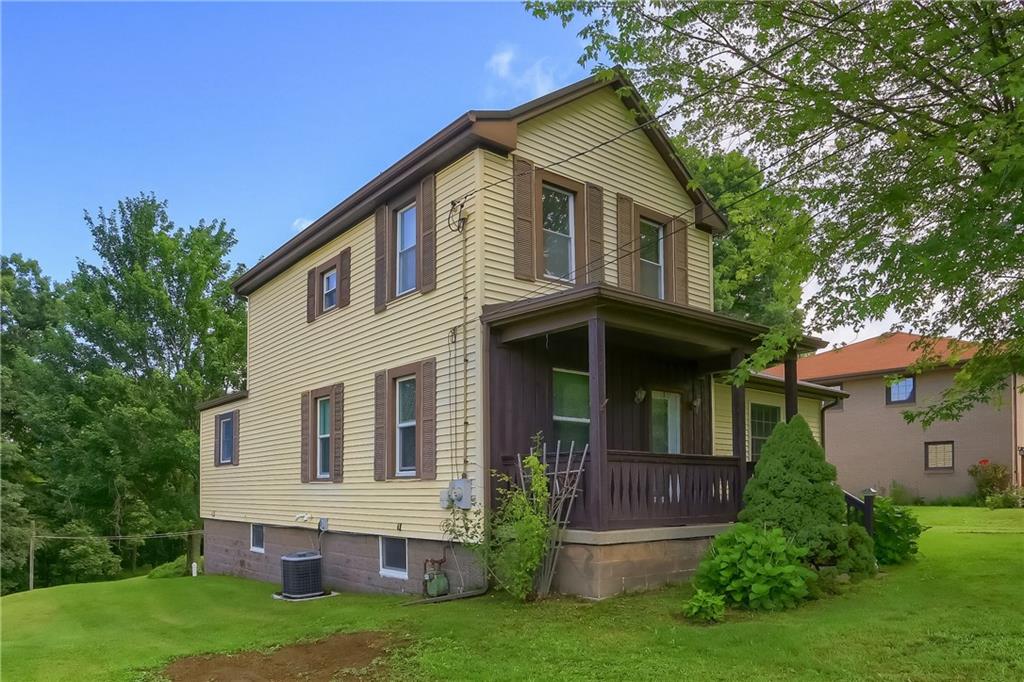 3309 Heights Road Aliquippa, PA 15001 - Photo 1 of 33 Gallery Image 1