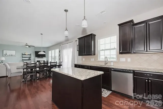 $2,650 | 10391 Hillsborough Street, Huntersville, NC 28078